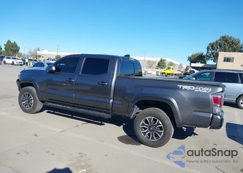 2023 Toyota Tacoma Double Cab z USA, uszkodzony, nr VIN 3TYDZ5BN7PT036700